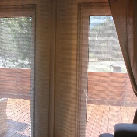 Panorama Apartment *