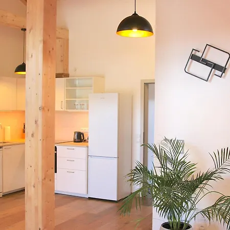 Panorama Apartment *